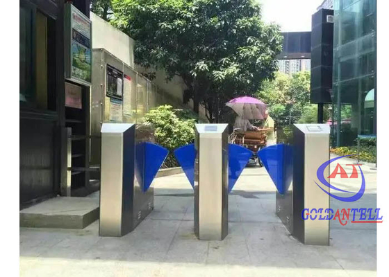 Serwo silnik Flap Turnstile Bezpieczeństwo Terminal Rozpoznawanie twarzy Bilet Barcode W Metrze